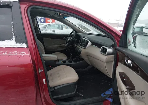 2016 Kia Sorento 2.4L Lx из США, поврежденный, VIN 5XYPG4A39GG033500